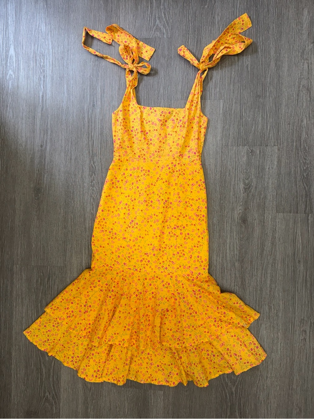 Lovers + Friends DAY KEEPER MIDI DRESS Size XS - Picture 4 of 9
